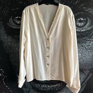 SILK “SERGE & RÉAL” CRÊPE DE CHINE V NECK BLOUSE with PEARL & SILVER BUTTONS